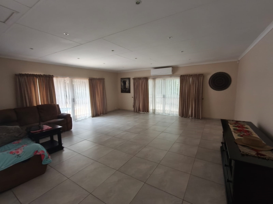 5 Bedroom Property for Sale in Cashan North West